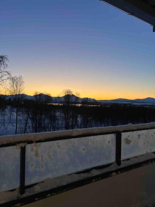 Ny Leilighet I Nytt Bygg I Naturskjonne Omgivelser! Tromsø Exteriér fotografie